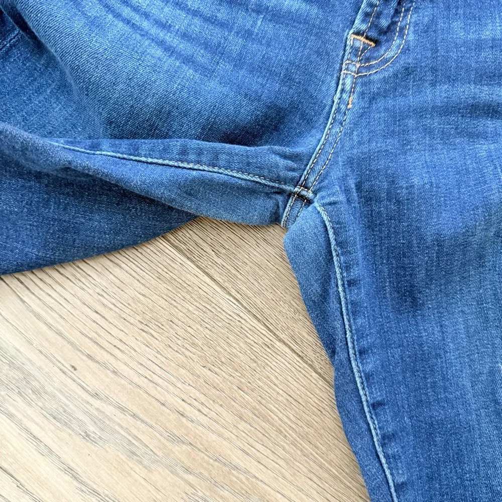 3 FOR $10 - 7 For All Mankind Cropped Gwenevere Dark Blue Skinny Jeans 28 - Picture 3 of 10